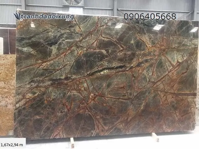 Tấm Tranh đá đối xứng thạch anh nhện giăng tơ S T13 tại kho