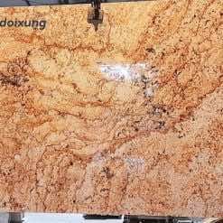 Tranh đá đối xứng Granite bông vàng (soloarius) nguyên tấm EG 4